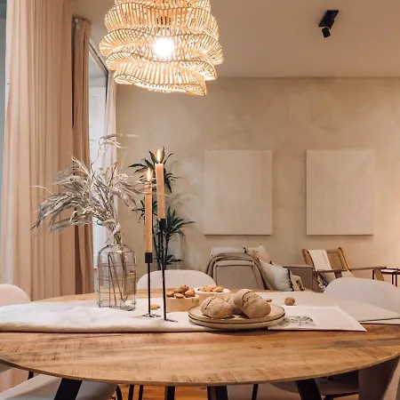 Aurunca - 3 Bedrooms In Avenidas Novas * 리스본