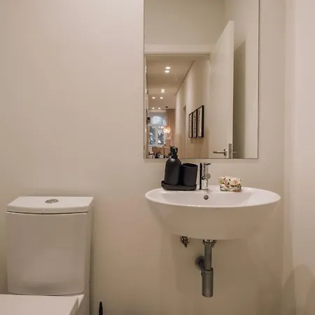 Aurunca - 3 Bedrooms In Avenidas Novas Appartamento *