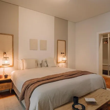 Aurunca - 3 Bedrooms In Avenidas Novas Lejlighed *