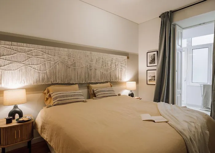 Aurunca - 3 Bedrooms In Avenidas Novas Appartamento *