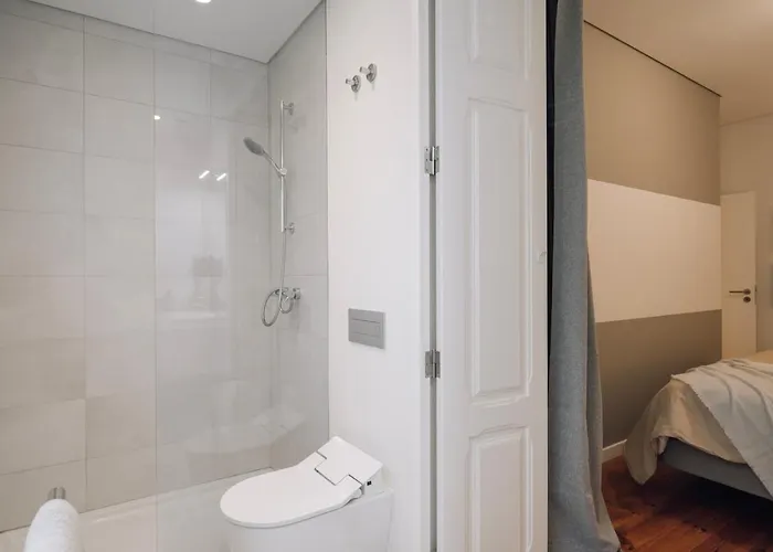 Aurunca - 3 Bedrooms In Avenidas Novas Lissabon