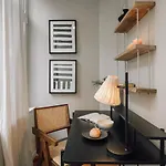 Appartamento Aurunca - 3 Bedrooms In Avenidas Novas Lisbona