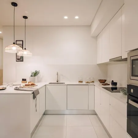 Aurunca - 3 Bedrooms In Avenidas Novas Appartement Lissabon