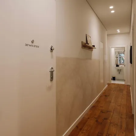Aurunca - 3 Bedrooms In Avenidas Novas Appartement