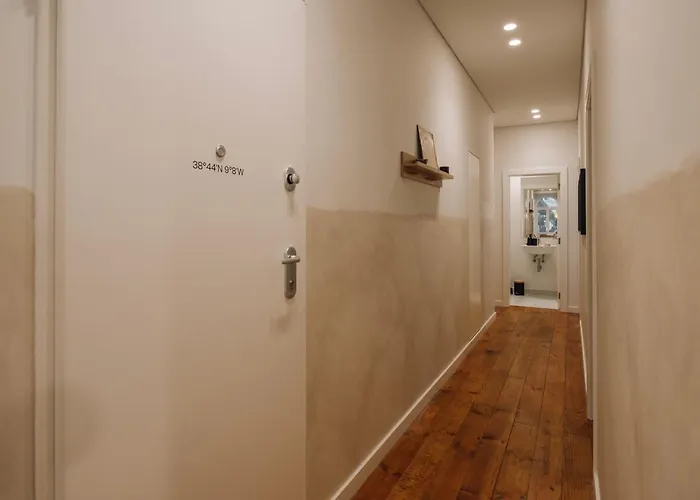 Aurunca - 3 Bedrooms In Avenidas Novas アパート